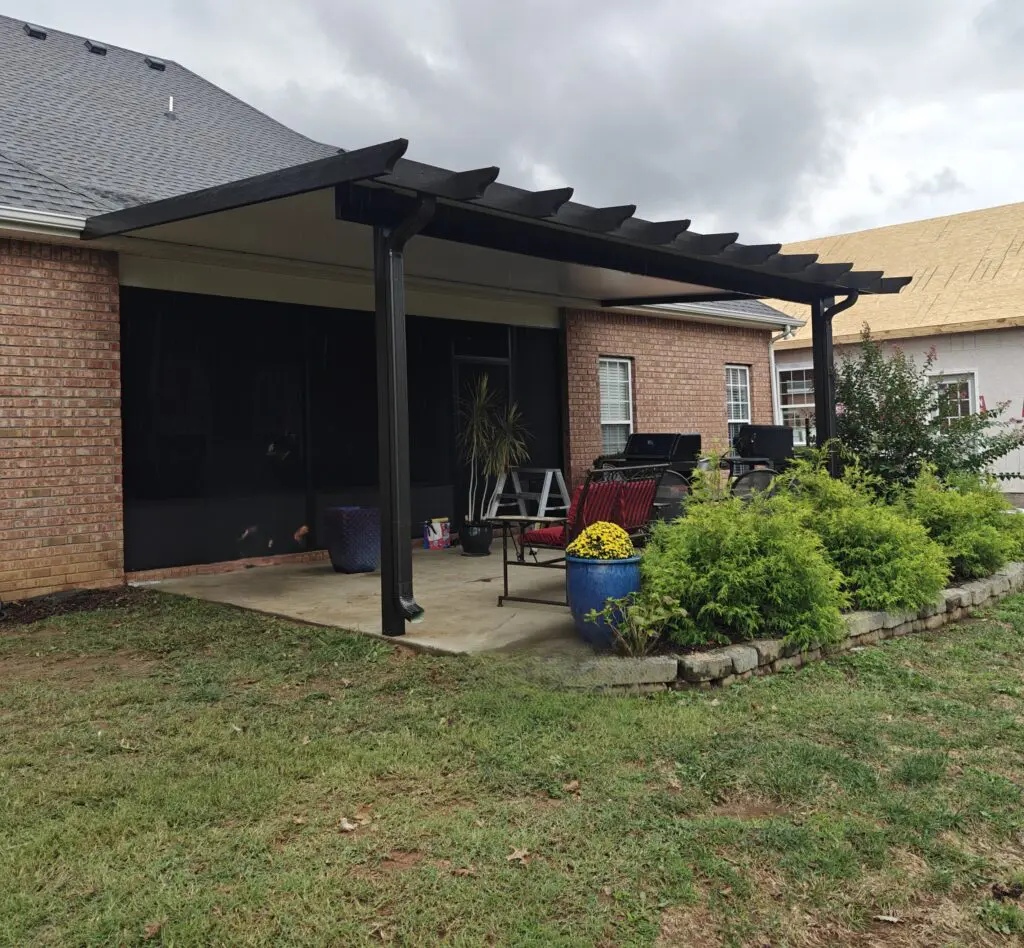 Insulated roof pergola finishes